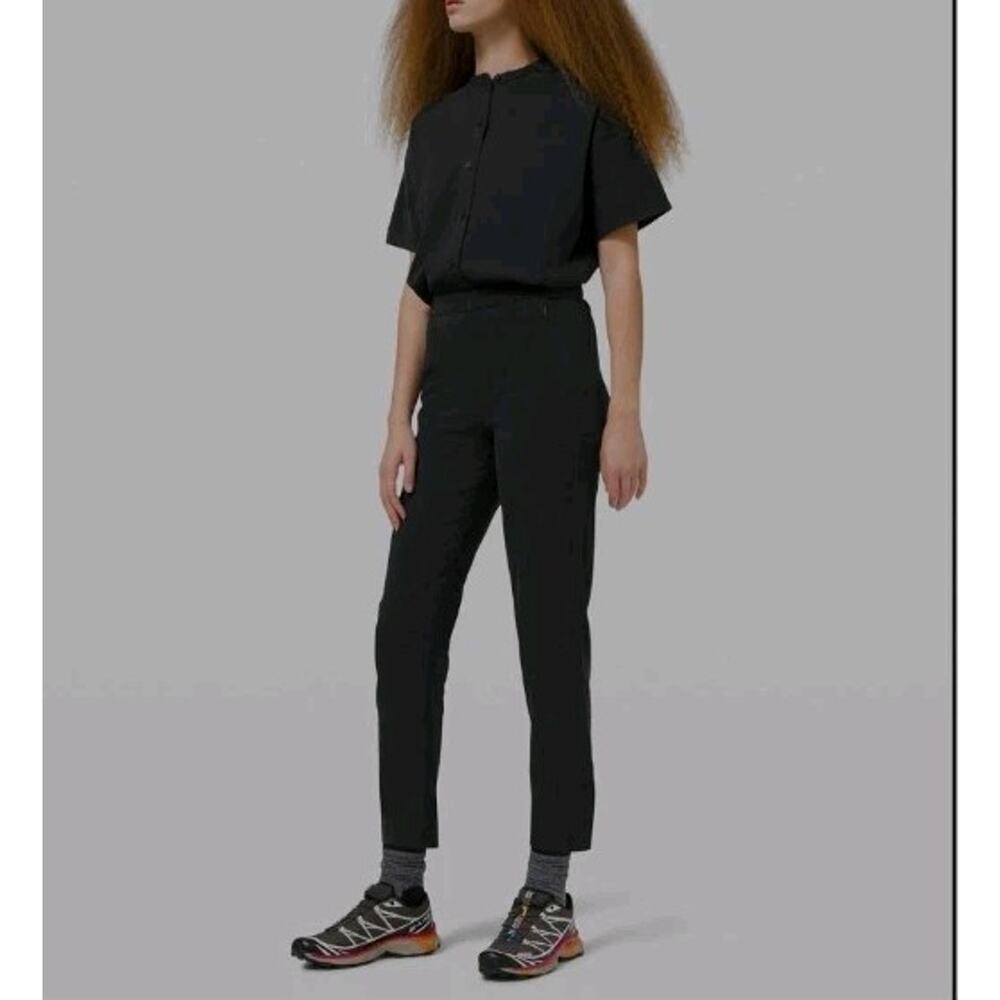 Lululemon Activewear Black Perfectly Poised Short Sleeve Jumpsuit Women's Sz 10